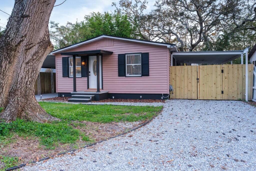 House Near Zoo And Busch Gardens, Free High Speed Wifi * Tampa