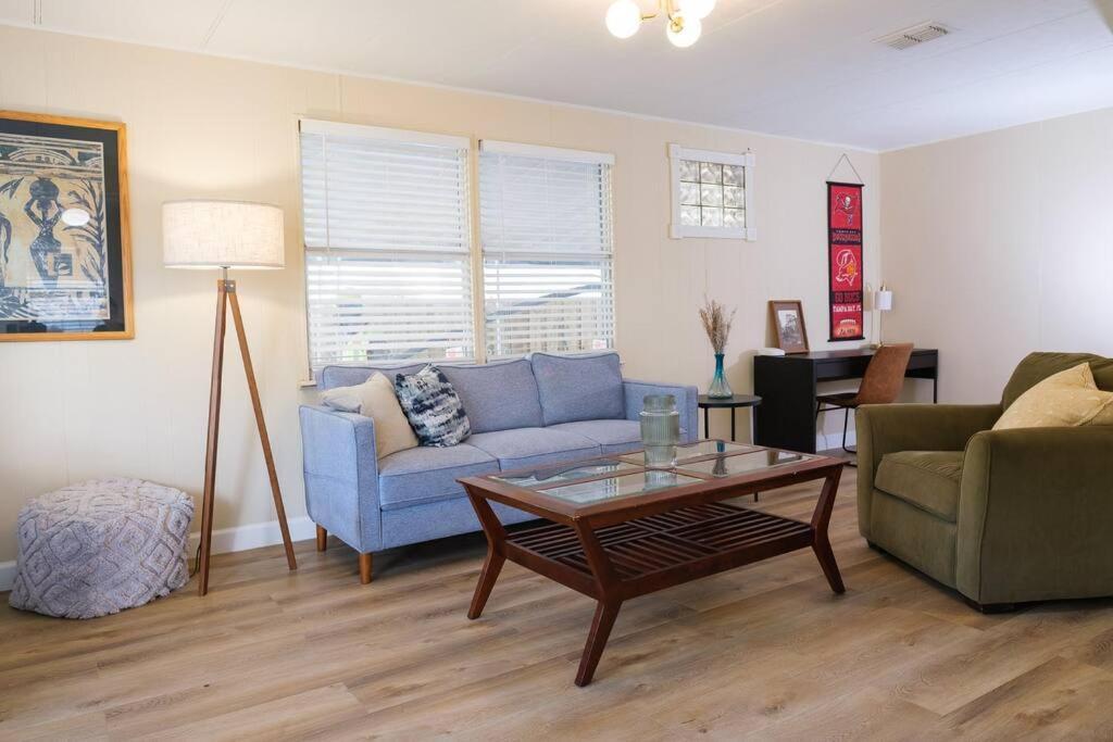 Holiday home House Near Zoo And Busch Gardens, Free High Speed Wifi Tampa