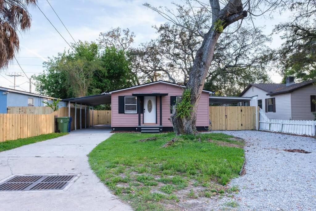Holiday home House Near Zoo And Busch Gardens, Free High Speed Wifi